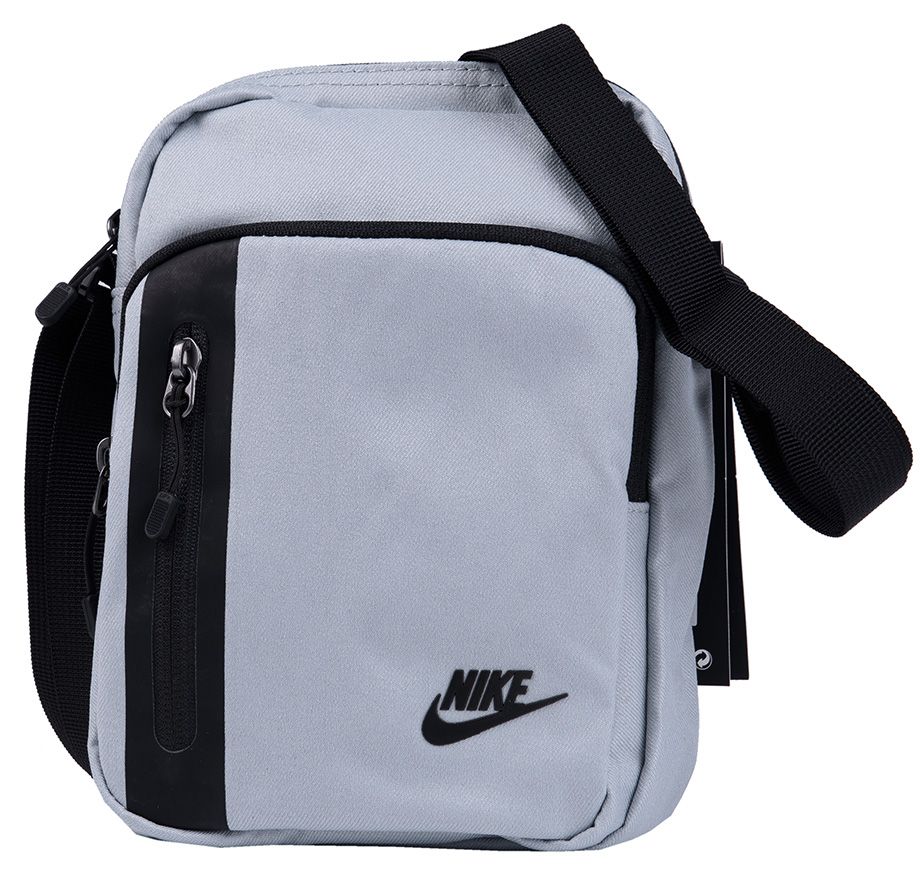 Nike Taška Ladvinka Core Small Items 3.0 BA5268 019 