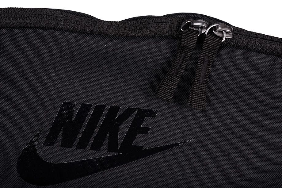 Nike športová ľadvinka BA5750 013