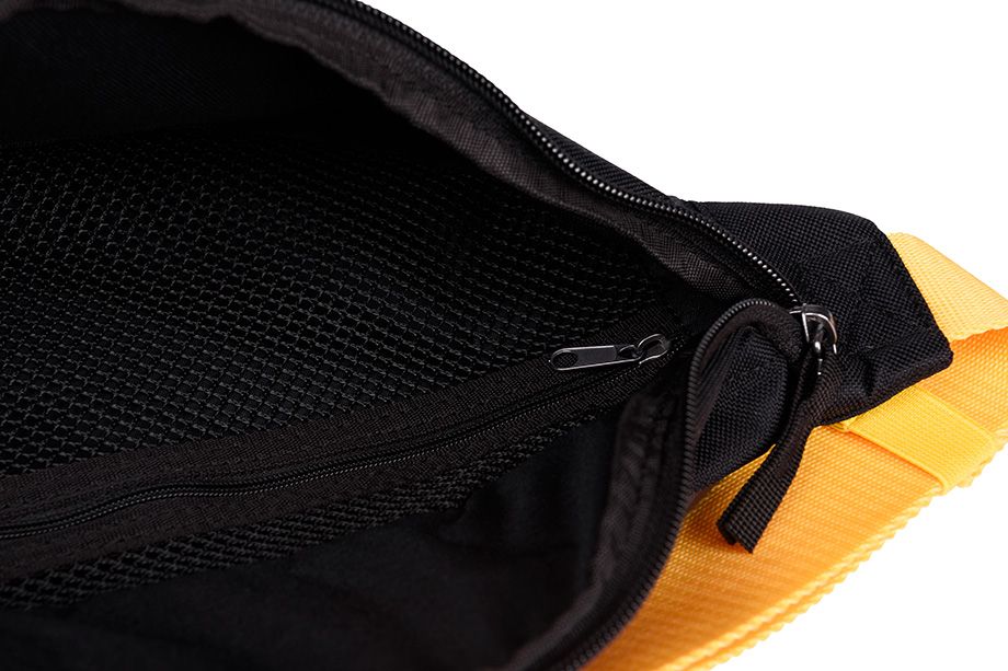 Nike športová ľadvinka BA5750 013