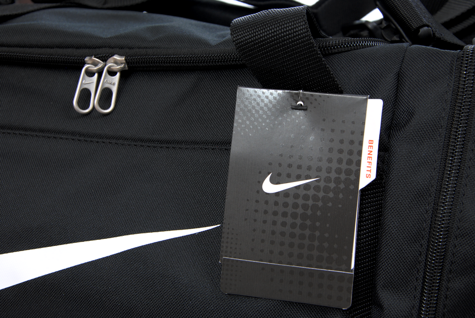 Nike Športová taška na zips Brasilia 6 BA4831 001
