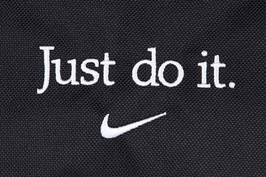 Nike športová ľadvinka BA5781 010