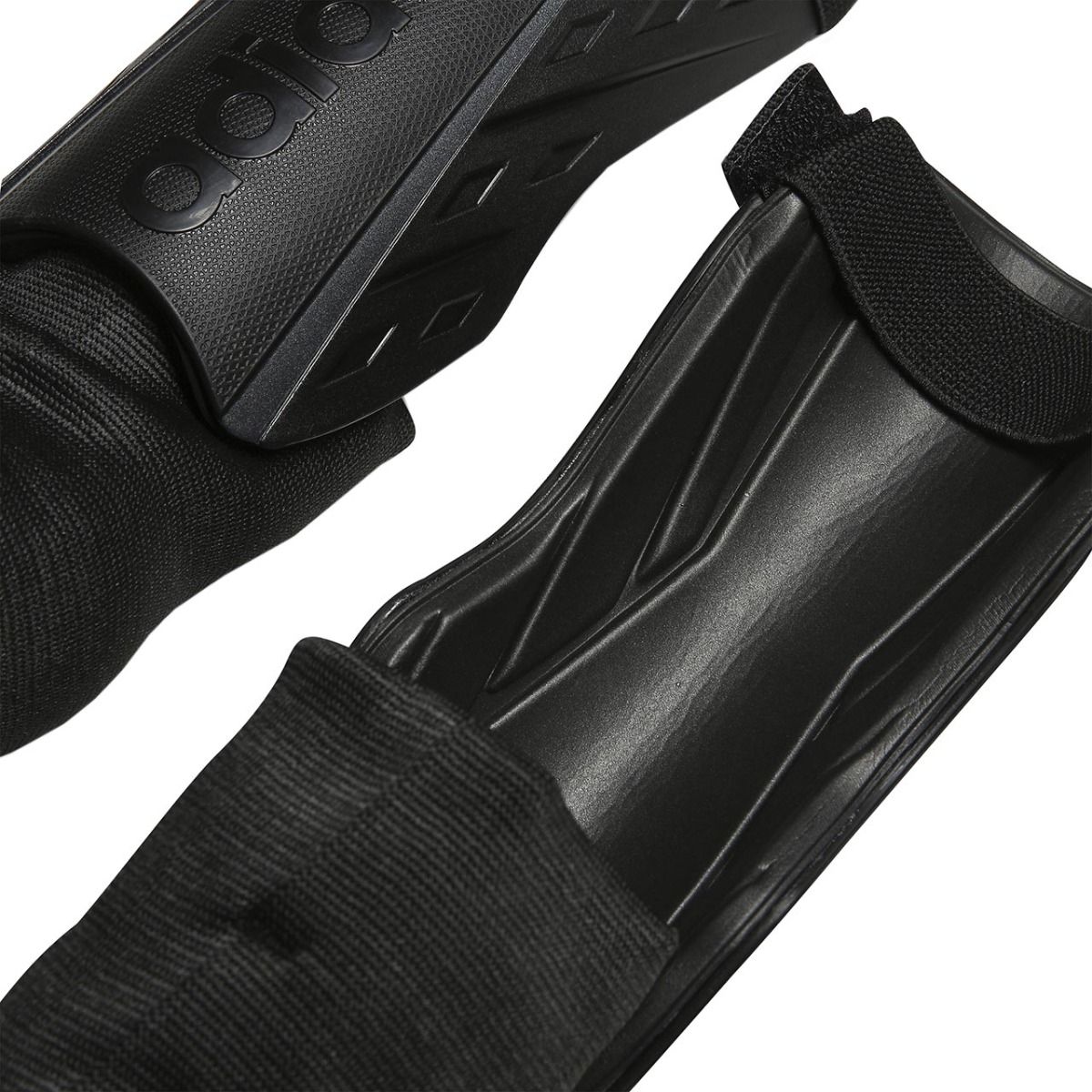 adidas Chrániče holení Tiro Match Shin Guards HN5607