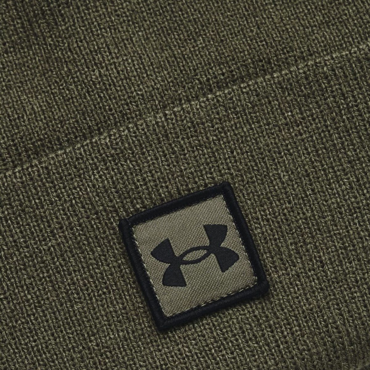 Under Armour Pánska zimná čiapka Halftime Cuff OSFM 1373155 390