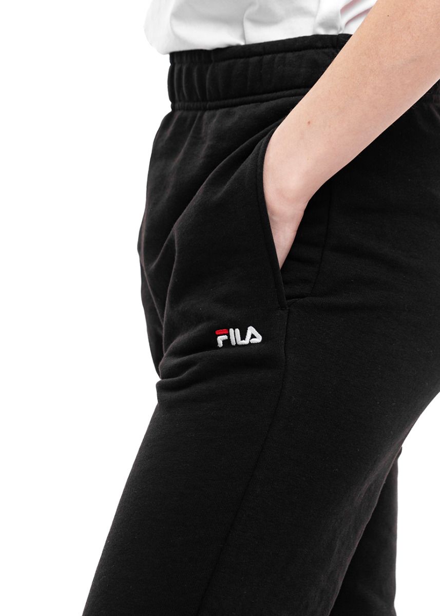 Fila Dámska tepláková súprava FAW1054 80010/FAW1055 80010 Fila Dámska tepláková súprava FAW1054 80010/FAW1055 80010