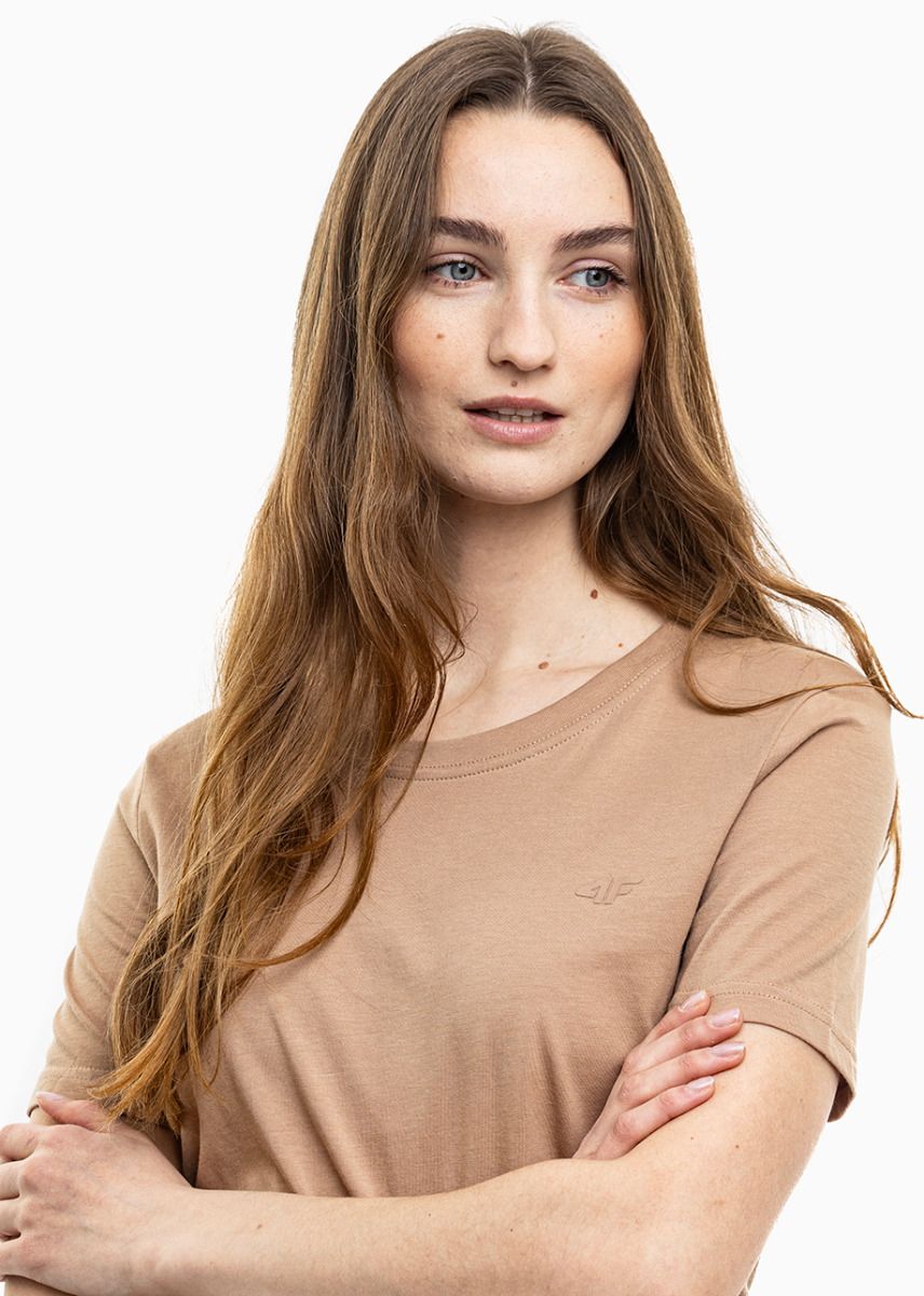 4F Dámske tričko F2356 4FWMM00TTSHF2356 83S 4F Dámske tričko F2356 4FWMM00TTSHF2356 83S