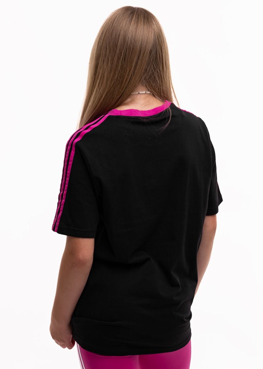 adidas Detské tričko Essentials 3-Stripes Cotton Loose Fit Tee IC3640v adidas Detské tričko Essentials 3-Stripes Cotton Loose Fit Tee IC3640v