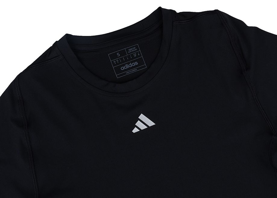 adidas Pánske tričko Techfit Aeroready Short Sleeve IS7606