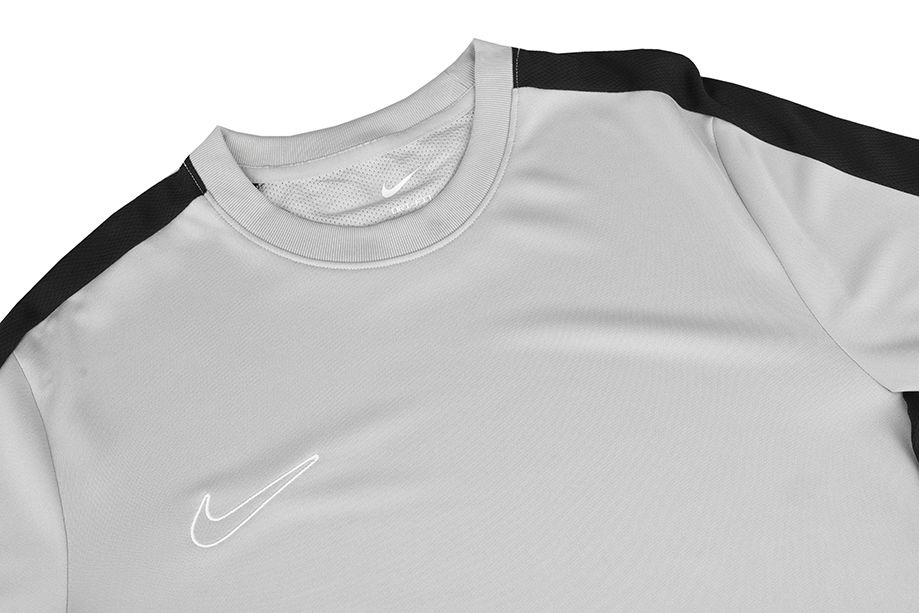 Nike Pánske tričko DF Academy 23 SS DR1336 012 EUR S OUTLET
