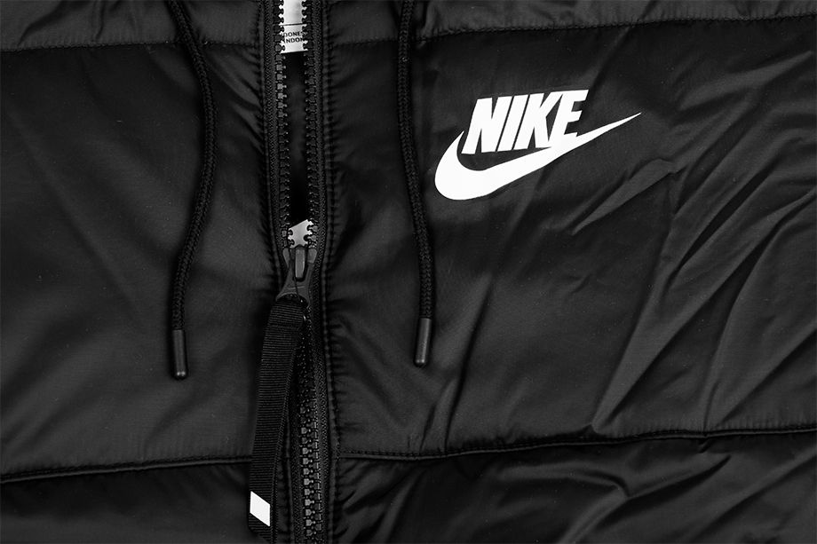 Nike Dámska bunda Nsw Tf Rpl Classic Tape Jkt DJ6997 010 Nike Dámska bunda Nsw Tf Rpl Classic Tape Jkt DJ6997 010