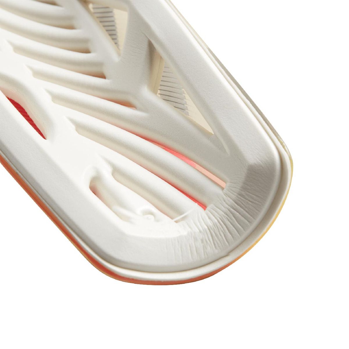 adidas Futbalové chrániče na holenie Tiro League IQ4039