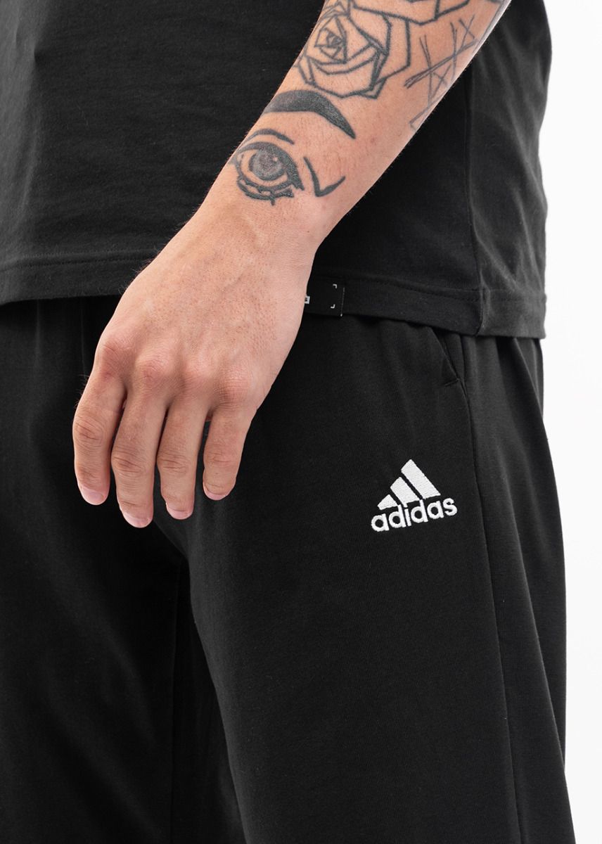 adidas Pánske nohavice Essentials Single Jersey Tapered Elasticized Cuff Logo IC0055