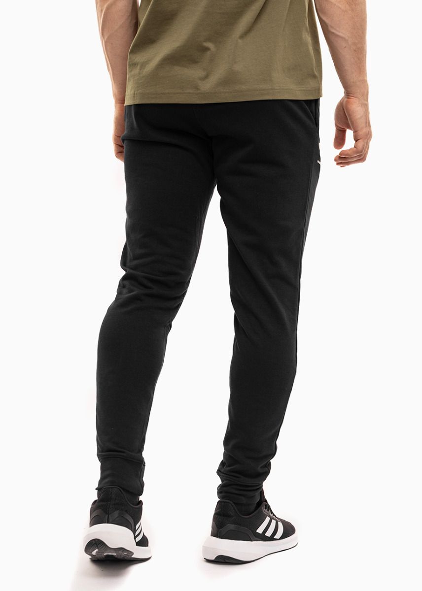 Under Armour Pánske nohavice Rival Terry Jogger 1380843 001 Under Armour Pánske nohavice Rival Terry Jogger 1380843 001