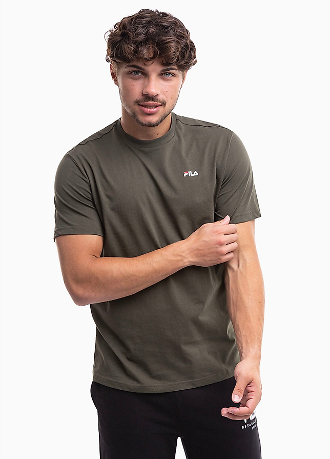 Fila Pánske tričko Laas Regular Tee FAM0874 60081 Fila Pánske tričko Laas Regular Tee FAM0874 60081