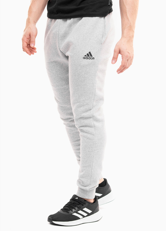adidas Pánske Tepláky Essentials Fleece Regular Tapered HL2230 adidas Pánske Tepláky Essentials Fleece Regular Tapered HL2230