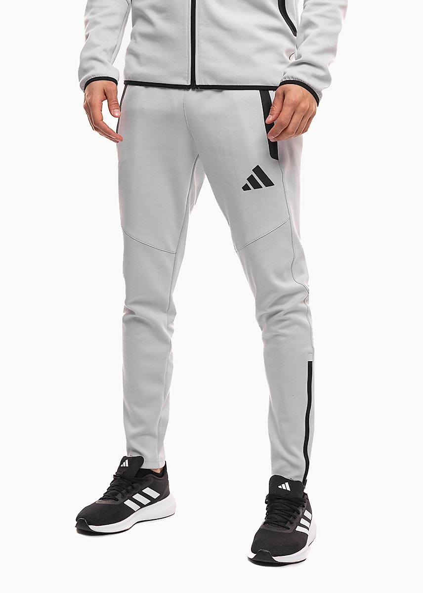 Pánske nohavice adidas Tiro 26 Travel Sweat KF6071