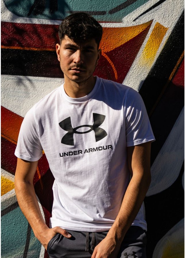 Under Armour Pánske tričko Sportstyle Logo 1382911 100 Under Armour Pánske tričko Sportstyle Logo 1382911 100
